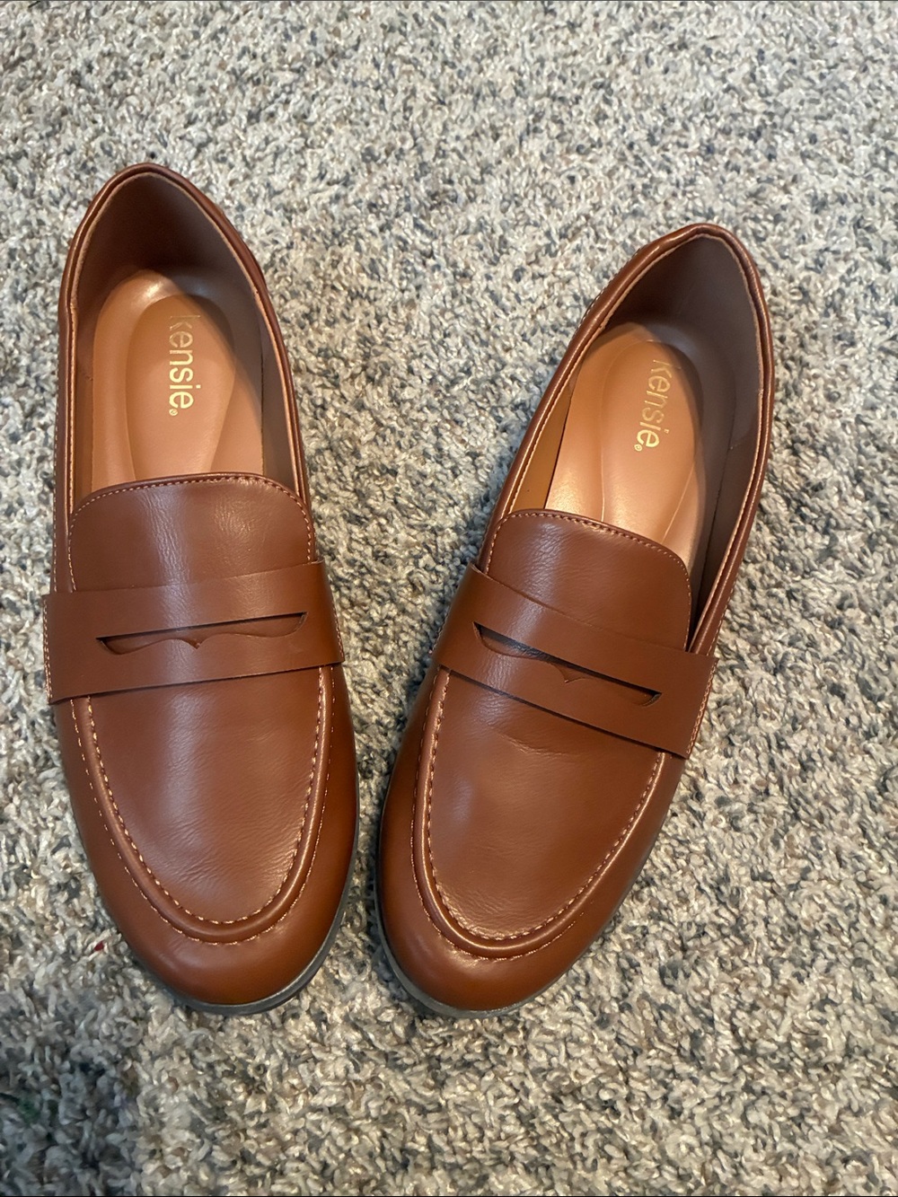 Kensie woman Chestnut Brown Leather Slip-On Loafers